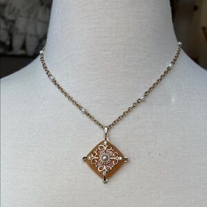 Avon NRT Faux Pearl and Coral Gold Tone Pendant Necklace